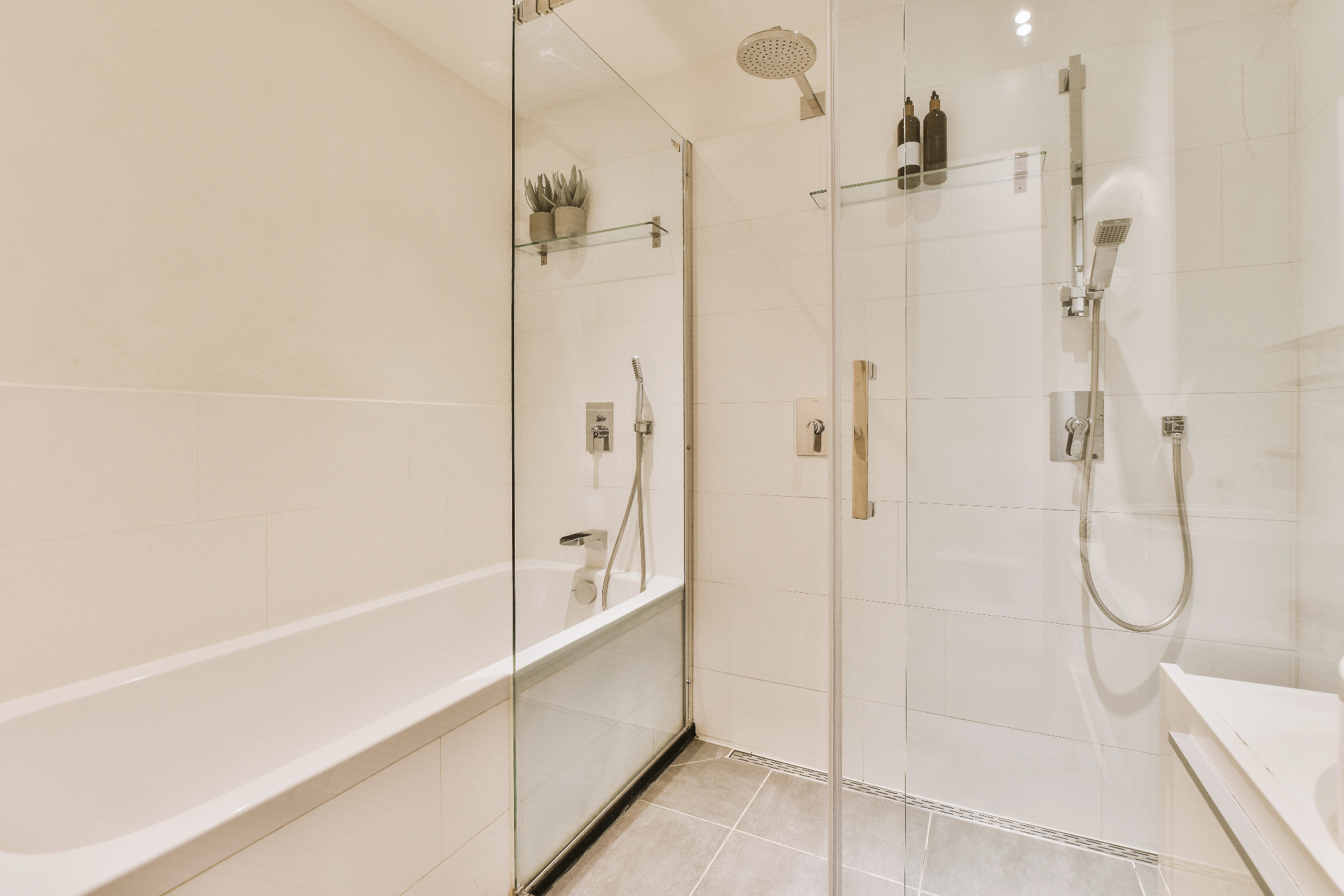 Sprječavanje neočekivanog glede tuš kabine i tuširanja